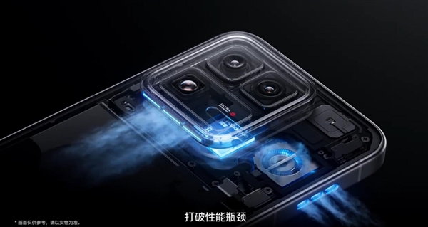 性能最强的安卓手机！iQOO 15 Ultra跑分突破451万：史上最高分